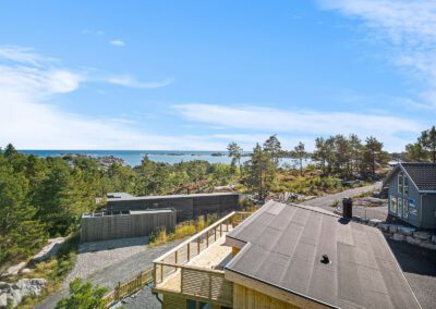 Lugn-hytte Forglemmegei til salgs i Risør - Tilpasset med veranda